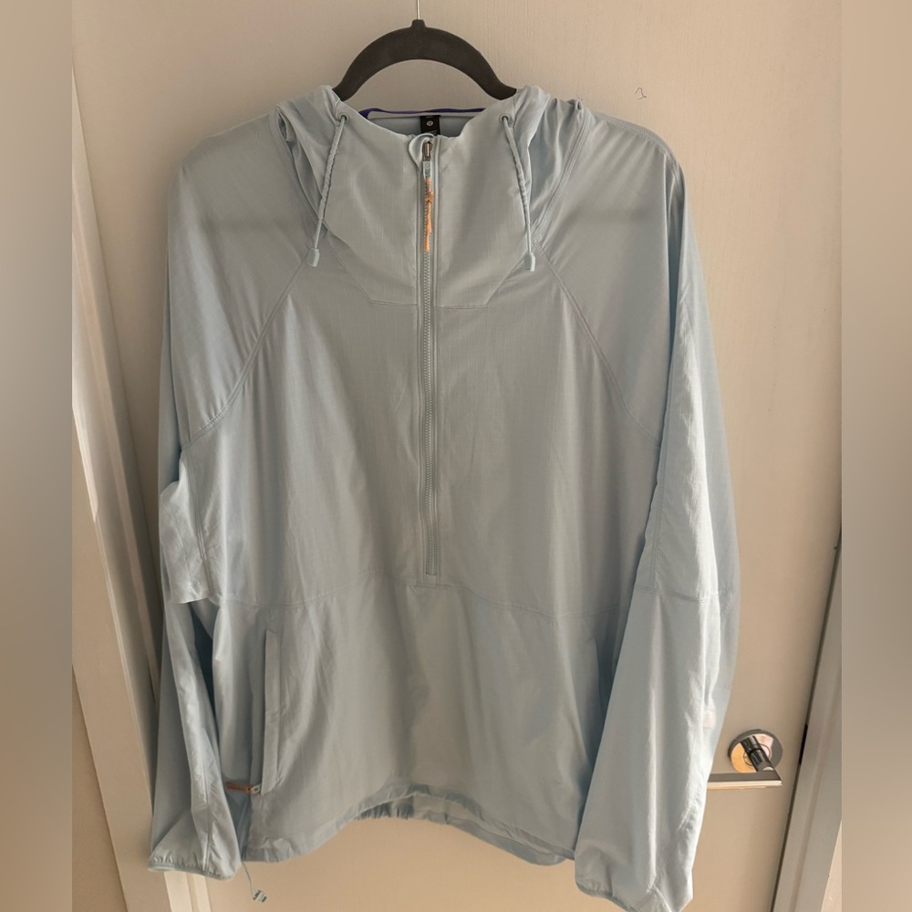 NWOT Men’s Lululemon Lightweight Hooded Jacket